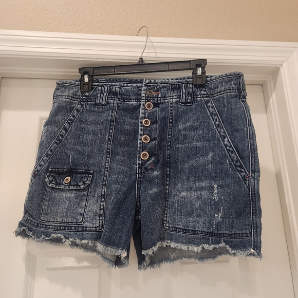 Pilcro Anthropology High Rise Denim Shorts Size 32 - Picture 1 of 6
